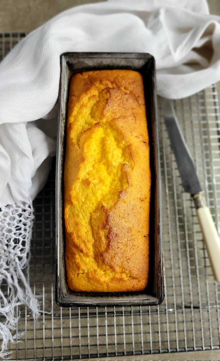 El clásico de mi casa en esta época.
En 10 minutos de licuadora lo tenés listo.
Te amo budín de mandarina.