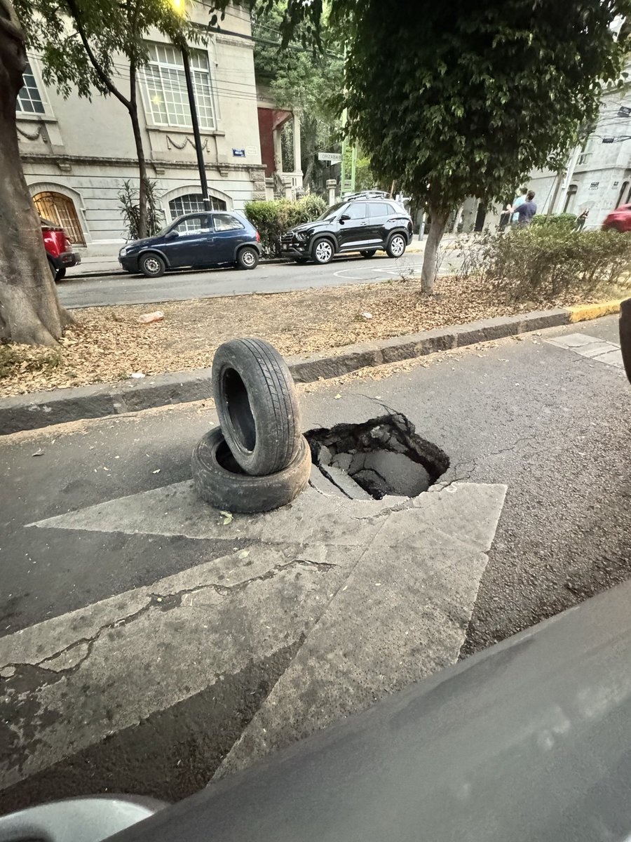 gfaciom's tweet photo. Estas son las cosas que deberían tomar en cuenta en sus propuestas los partidos políticos más que pensar en idear la forma de robar más dinero 🫠 https://t.co/F167lD1wsZ