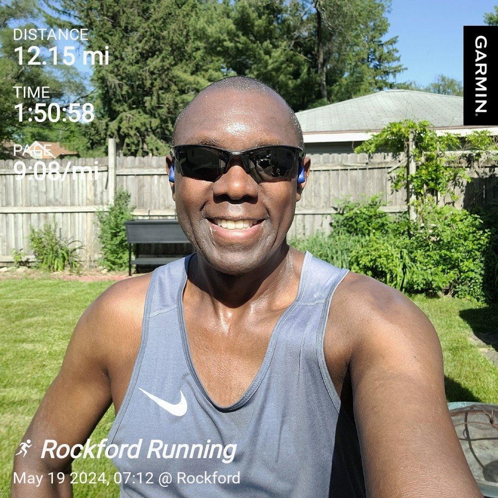 12.5 sunny miles!  It was a little bit on the warm side at 65° at the start, but there wasn't much humidity and there was a nice breeze.  It turned out to be a nice run.  On the playlist today were some Rush, Kenny Loggins, and Ratt.  Happy Sunday!  #Sundayrunday #runchat