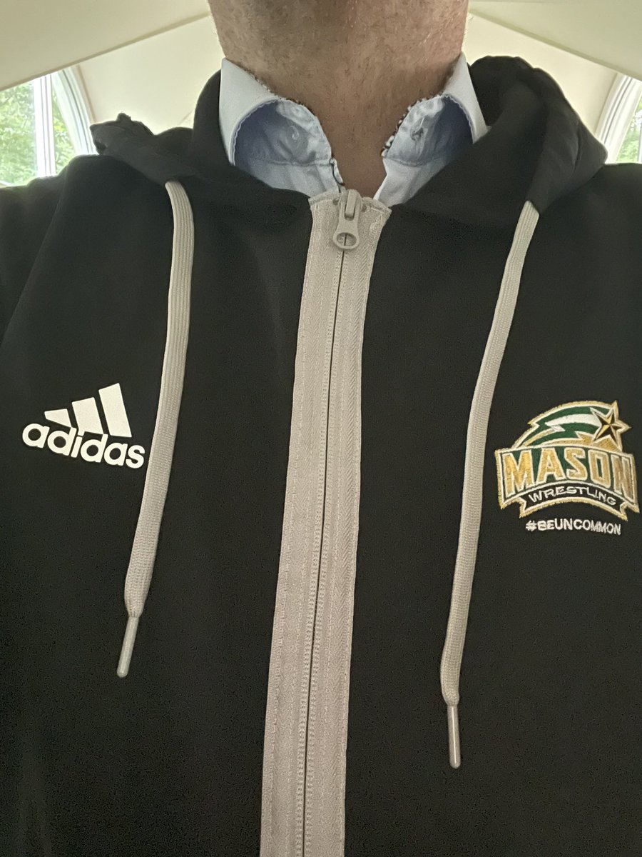 #WrestlingShirtADayInMay trying to #BeUncommon this morning with @GMUWrestling