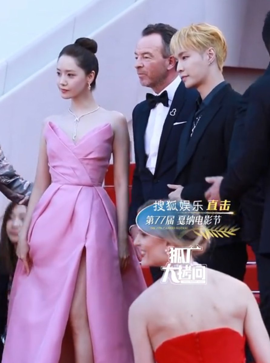 Yixing with Yoona at The Cannes 2024 Red Carpet! 🤍 (They’re both ambassadors of Qeelin)

#LAY_Cannes2024 #LAYxQeelin