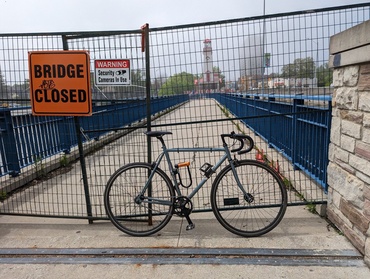 Bridge Closed #biketo