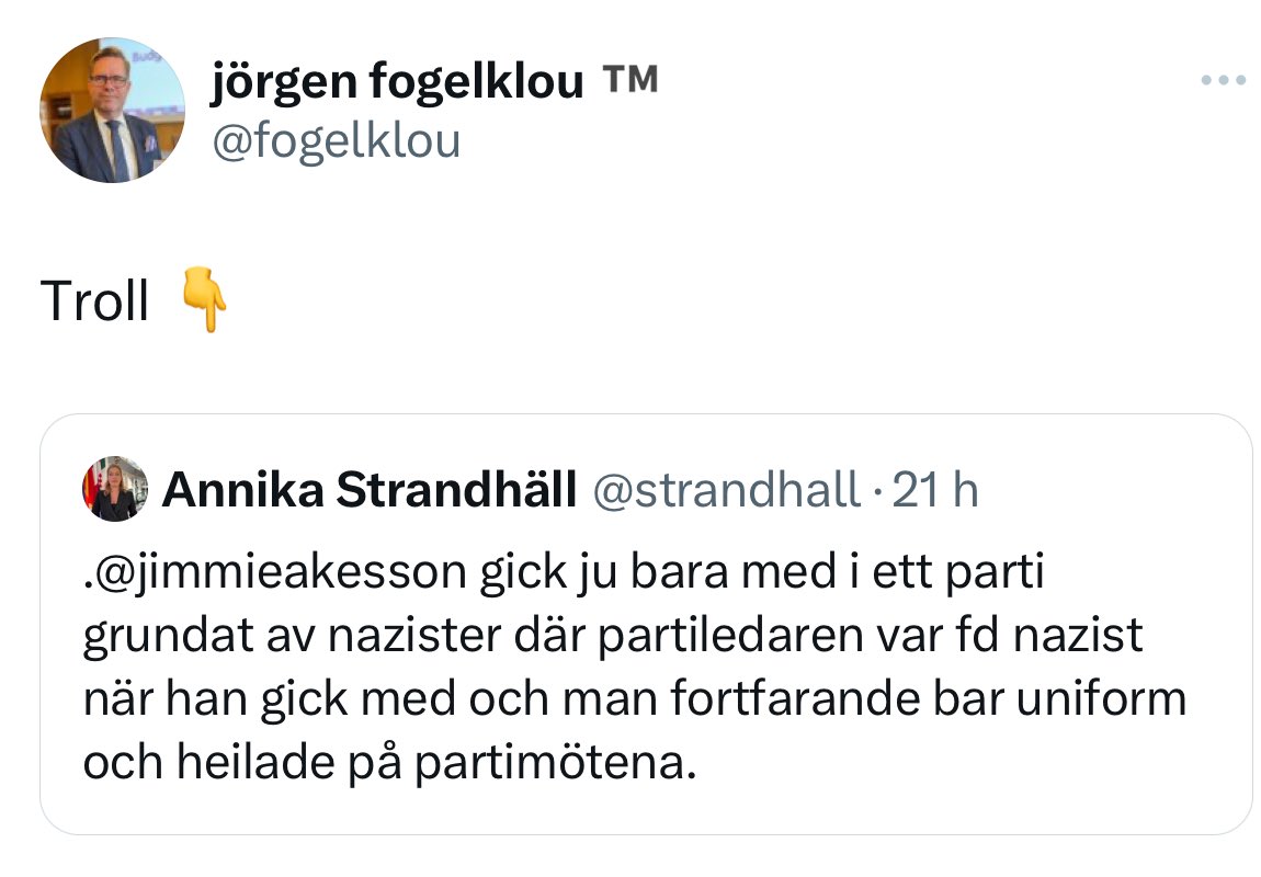 Drevet från S är fullständigt gränslöst. Förlorarna är väljarna som undanhålls information om partiernas sakpolitik.