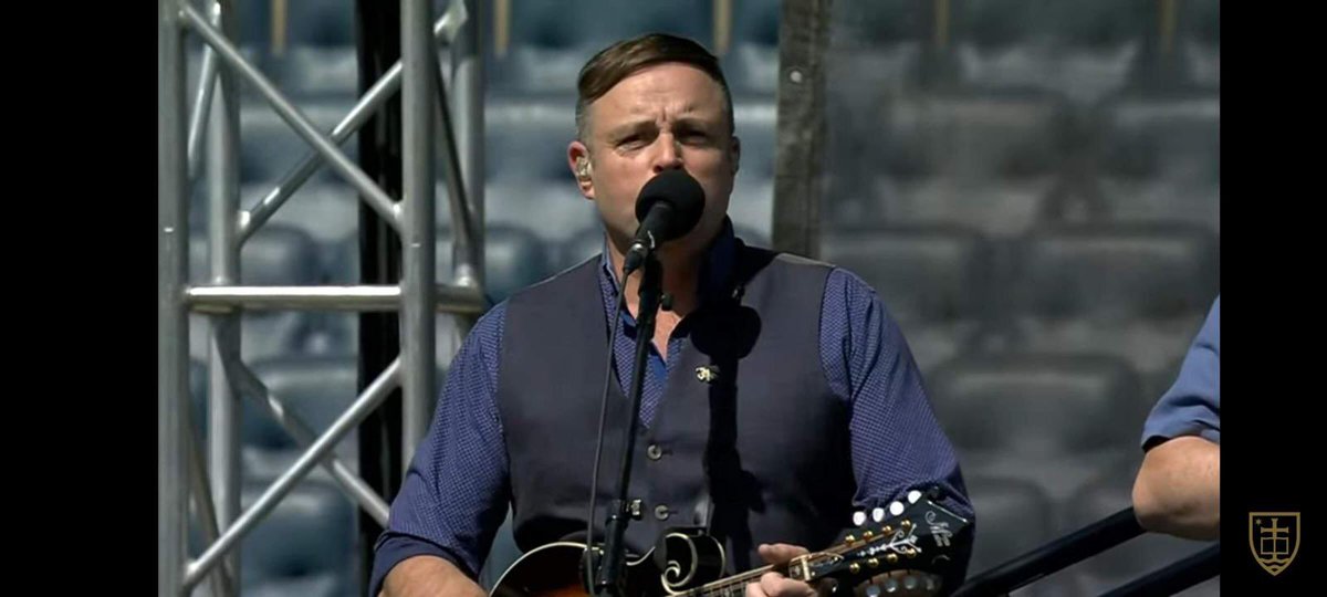 Darren Holden tweet media