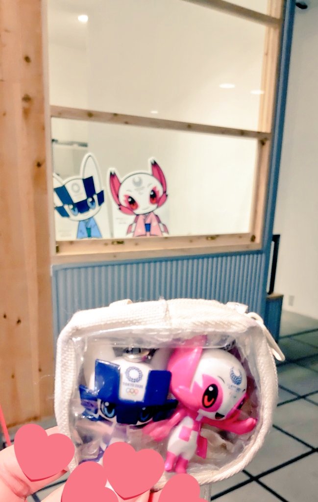 zmlNXvZHGrzKqmG's tweet photo. 間に合った🚪
🍣すしてっく
ミラソメランド

実はボランティア落選済🤣😆
#citycast
ボランティアグッズコーナーは全て家にあるグッズ
これ以上にグッズあり👯😙

#ミライトワ #Miraitowa
#ソメイティ #Someity
#ミラソメ #ミラソメ存続希望 
#TOKYO2020レガシー展
#SusHiTechSquare
#SusHiTechTokyo https://t.co/vOtNkOBgaq