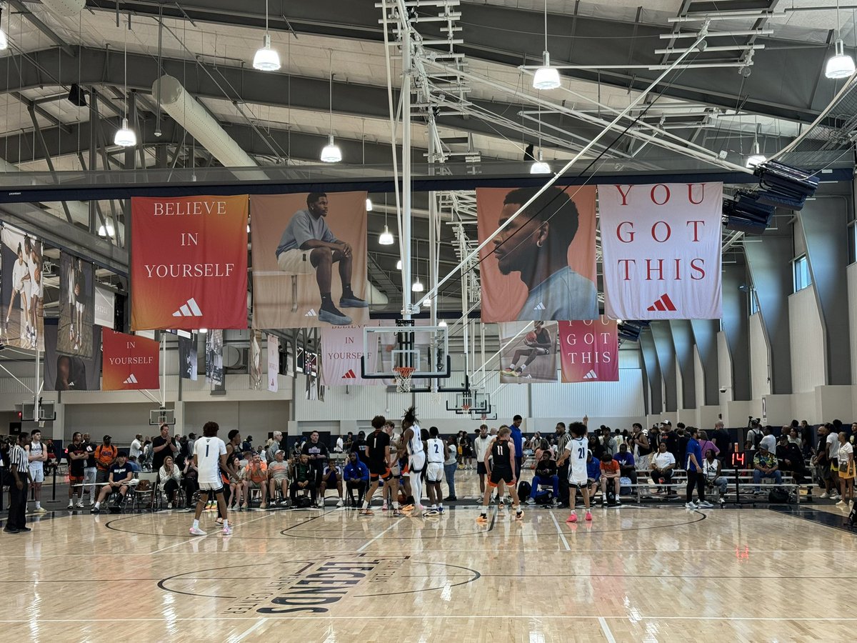 Some Saturday Standouts from @3SSBCircuit 2025 Braylon Mullins Nate Ament Sebastian Whitfield Jalen St. Clair Aiden Argabright Joson Sanon Damon Friery 2026 Darius Bivins Obinna Ekezie Jr Caleb Holt Elhadji Diallo Zoje Owinje 2027 Cannon Deberry