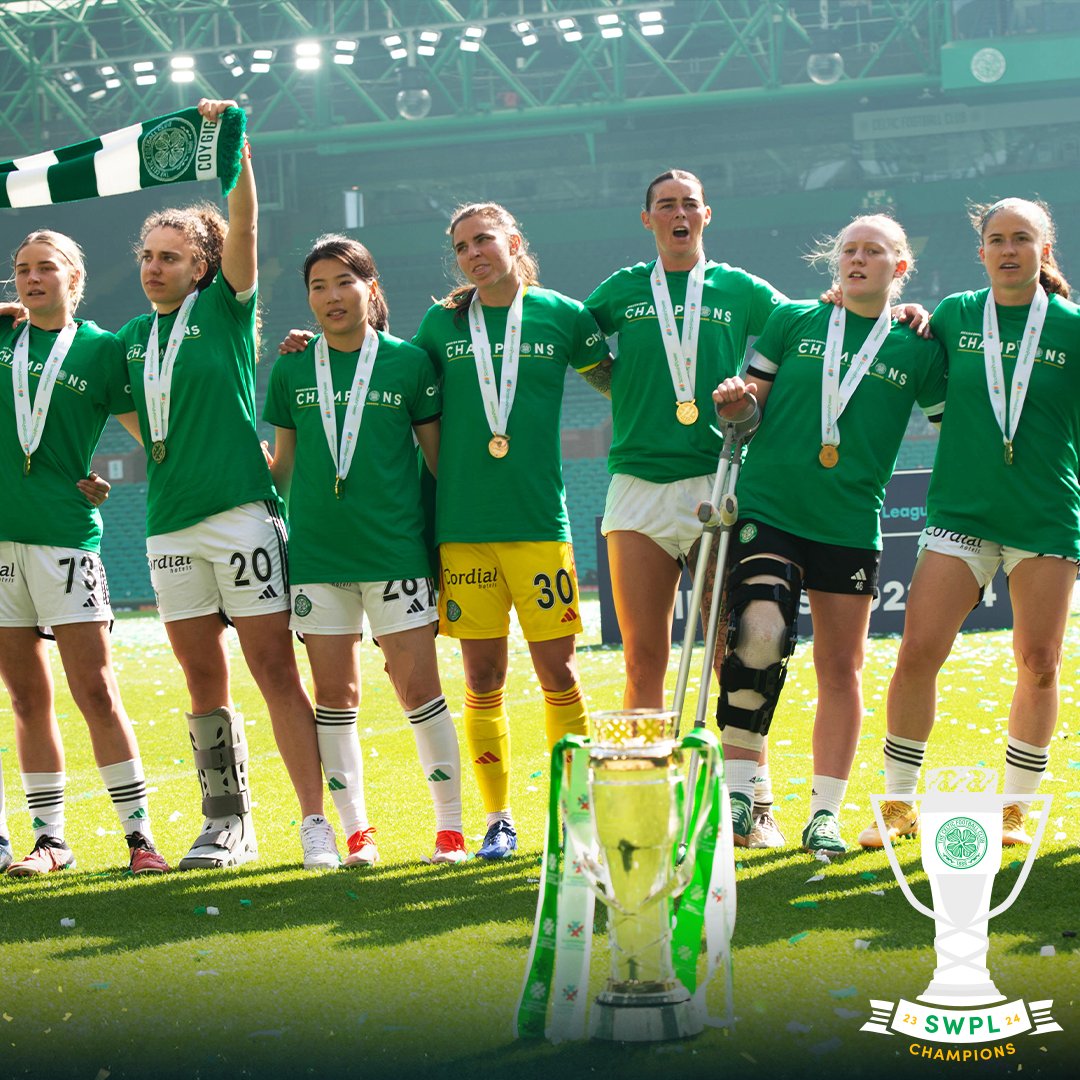 This team 💚

#HistoryGhirls🍀🏆