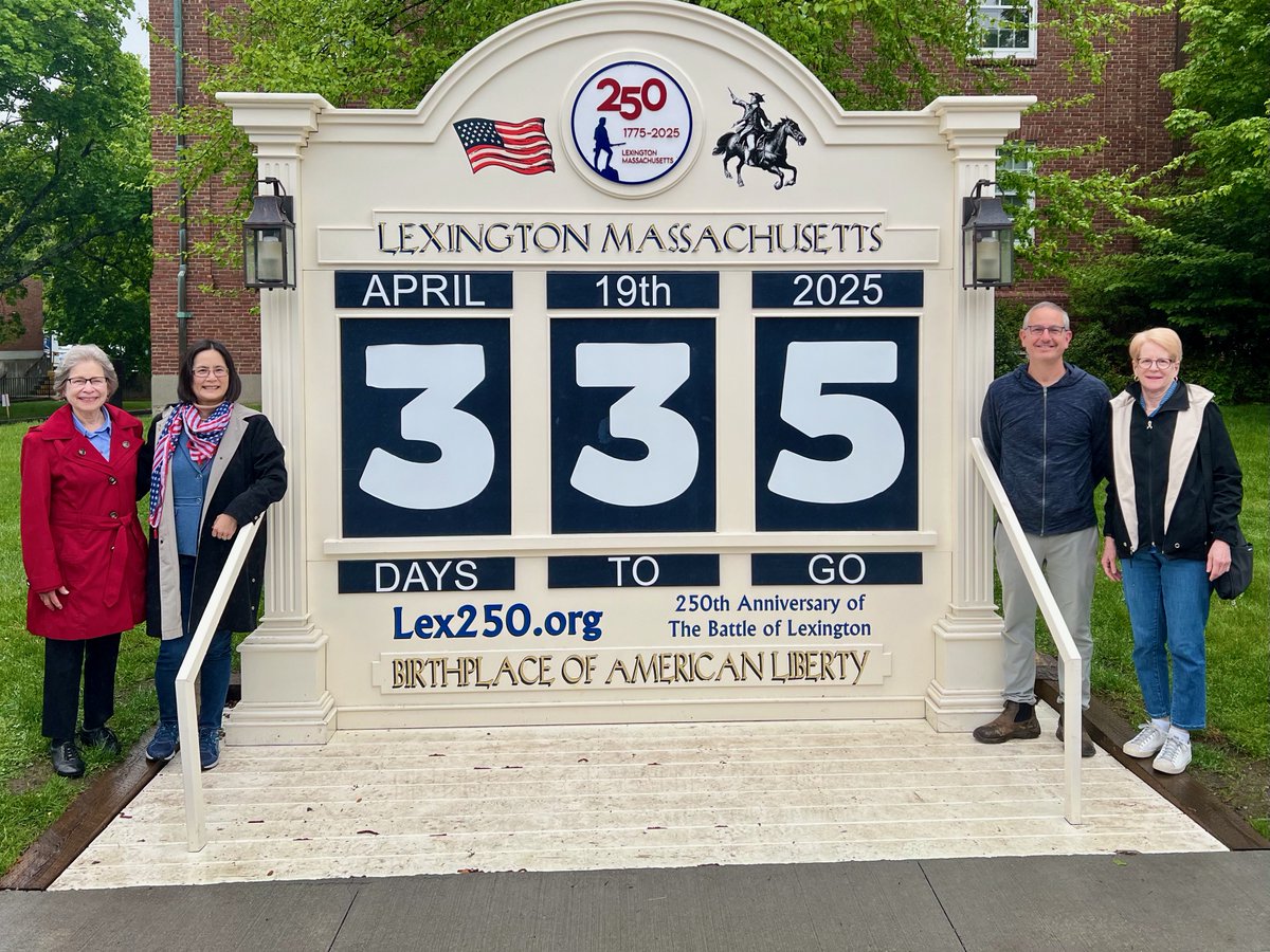Today, members of Temple Emunah & Temple Isaiah are our #CalendarKeepers for the #CountdownTo250! As we celebrate #JewishAmerican Heritage Month, we honor their rich cultural and spiritual contributions to Lexington. Thank you.🕍🔯 #Lex250 #JewishHeritage #CommunityUnity