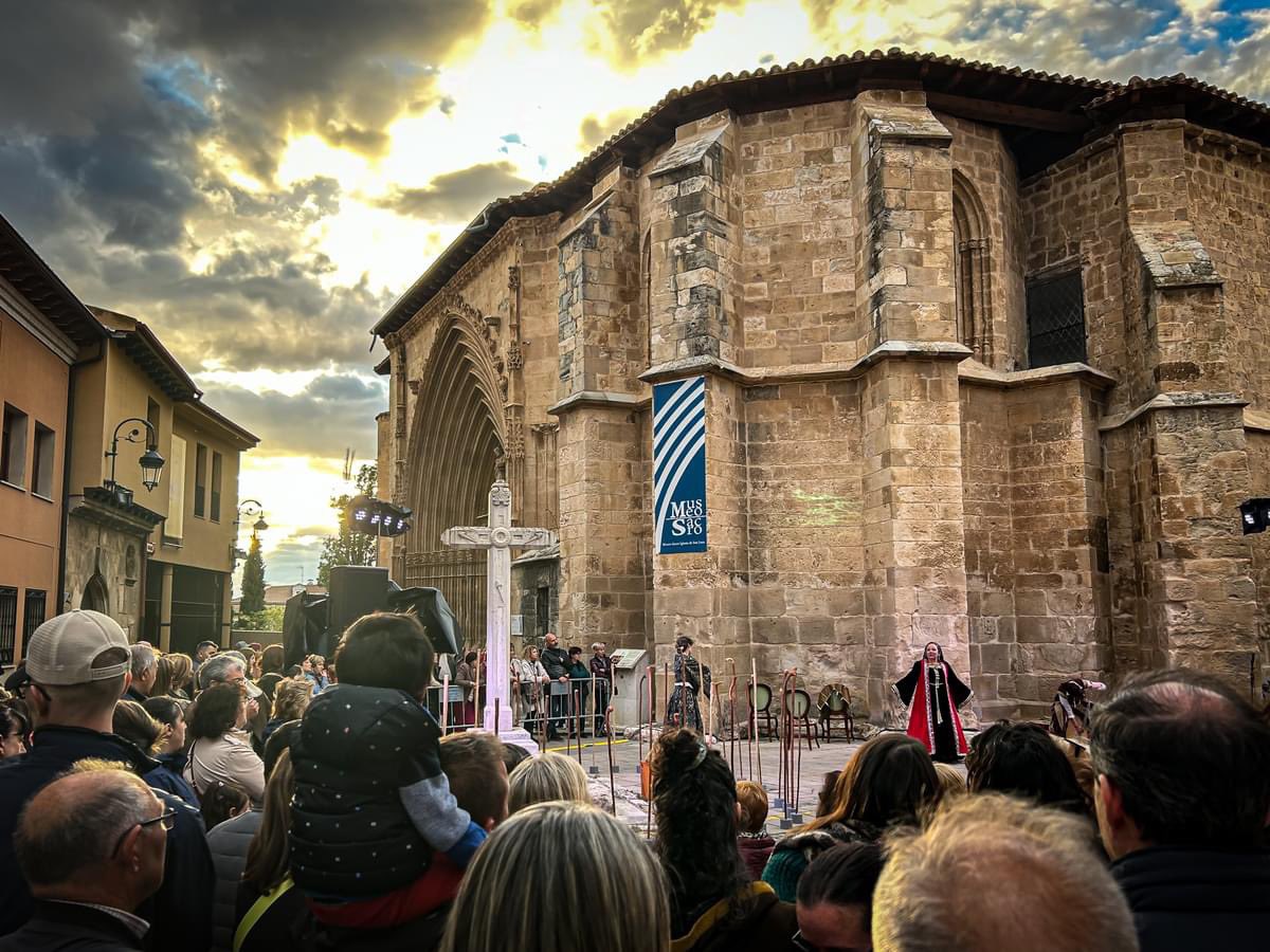 Ayer #ArandadeDuero celebró su noche de ronda con multitud de actividades y abriendo los museos hasta las 23:00 h. #NochedeRonda #NocheBlanca #DIM #DiaInternacionaldelosMuseos