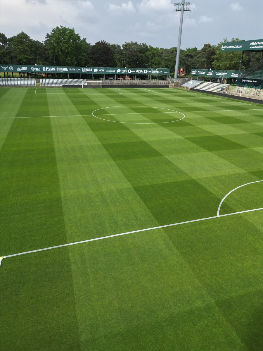 Wim Fluyt (@wimfluyt) on Twitter photo Pitch ready for the visit of <a href="/kvkofficieel/">KV Kortrijk</a>
#challengerproleague #proleague #fluytbv #teamfluyt #lommel #voetbal #groundsman Pitch ready for the visit of <a href="/kvkofficieel/">KV Kortrijk</a>
#challengerproleague #proleague #fluytbv #teamfluyt #lommel #voetbal #groundsman