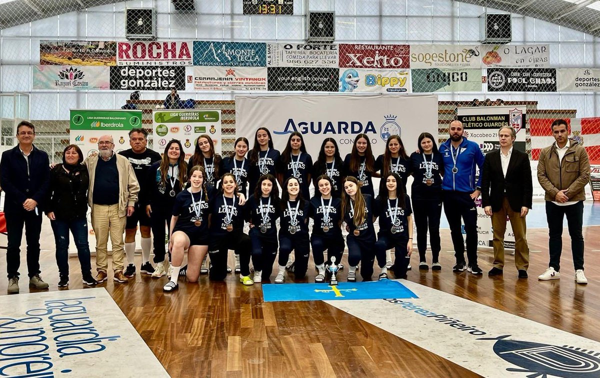 Mecalia Atlético Guardés (@atlguardes_ofic) on Twitter photo #CDEInfantilBM - Sector A
📍A Sangriña
📆17-19 de maio
🥇<a href="/balonmanolajota/">Balonmano La Jota</a>
🥈<a href="/Atlguardes_ofic/">Mecalia Atlético Guardés</a>
🥉<a href="/balonmanloyola/">Bm. Loyola</a>
🏅@OviedoBF
GRAZAS a todos. ❤️🔥 #CDEInfantilBM - Sector A
📍A Sangriña
📆17-19 de maio
🥇<a href="/balonmanolajota/">Balonmano La Jota</a>
🥈<a href="/Atlguardes_ofic/">Mecalia Atlético Guardés</a>
🥉<a href="/balonmanloyola/">Bm. Loyola</a>
🏅@OviedoBF
GRAZAS a todos. ❤️🔥