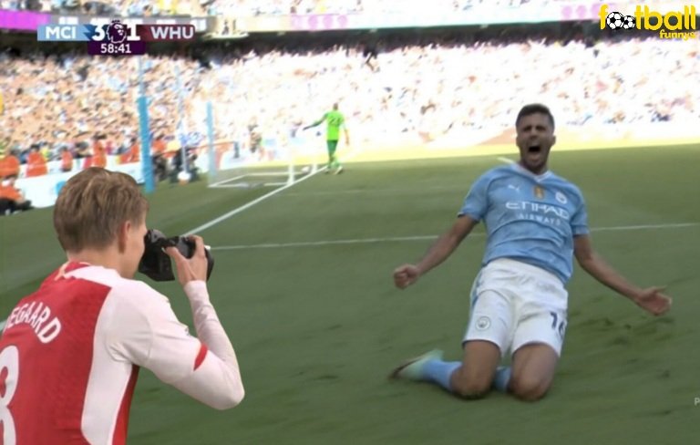 Cameraman is back to his duty