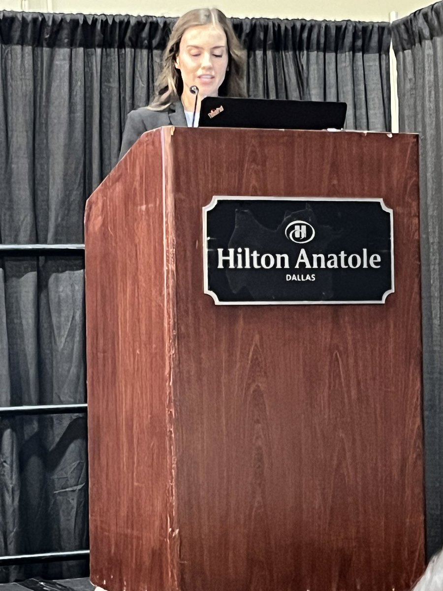 Karen Taraszka Hastings (@kthastingsmdphd) on Twitter photo Future dermatologist <a href="/AnngelaAdams/">Anngela Adams</a> presented her PhD work on neoantigen landscape in cSCC and defining features of tumor-rejecting neoantigens for inclusion in cancer vaccines <a href="/SocInvestDerm/">Society for Investigative Dermatology</a> <a href="/uazmedphx/">UAZ Medicine - Phoenix</a> <a href="/UAZHealth/">University of Arizona Health Sciences</a> <a href="/UAZCancer/">University of Arizona Cancer Center</a> <a href="/PHXBioCore/">Phoenix Bioscience Core</a> Future dermatologist <a href="/AnngelaAdams/">Anngela Adams</a> presented her PhD work on neoantigen landscape in cSCC and defining features of tumor-rejecting neoantigens for inclusion in cancer vaccines <a href="/SocInvestDerm/">Society for Investigative Dermatology</a> <a href="/uazmedphx/">UAZ Medicine - Phoenix</a> <a href="/UAZHealth/">University of Arizona Health Sciences</a> <a href="/UAZCancer/">University of Arizona Cancer Center</a> <a href="/PHXBioCore/">Phoenix Bioscience Core</a>