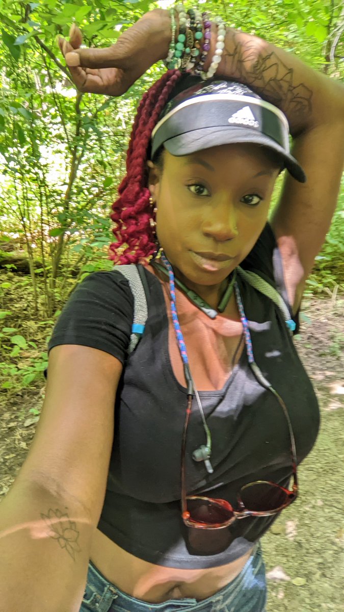 I go outside. #outdoorme #hiking #freshair #outdoorafro #blackgirloutside #weoutside