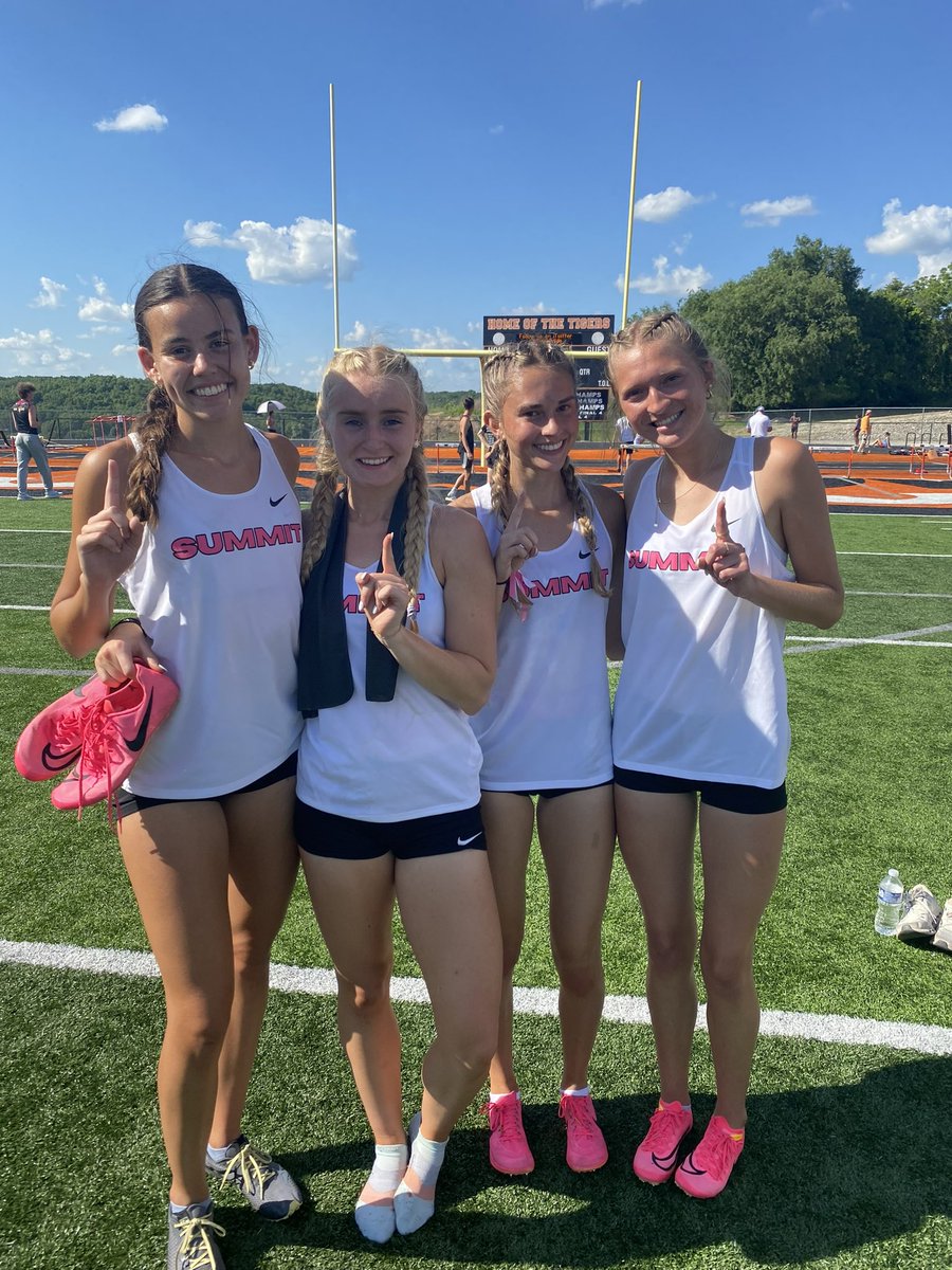 4x4 ran a killer race and placed first-lots of grit on this relay team!