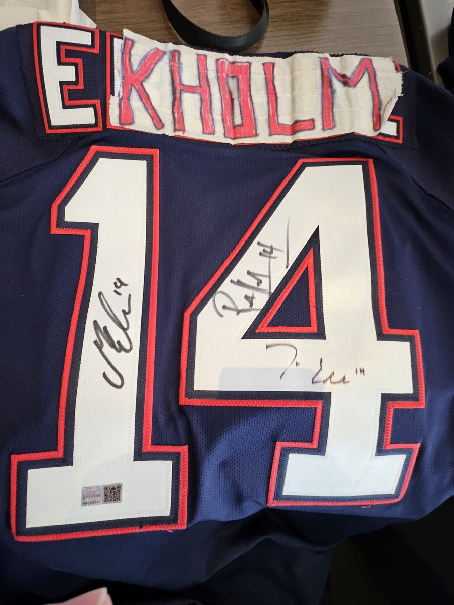Geetee_123's tweet photo. Added another #14 signature to the skin last night.... #RaffiTorres https://t.co/Jbez5HZUPG