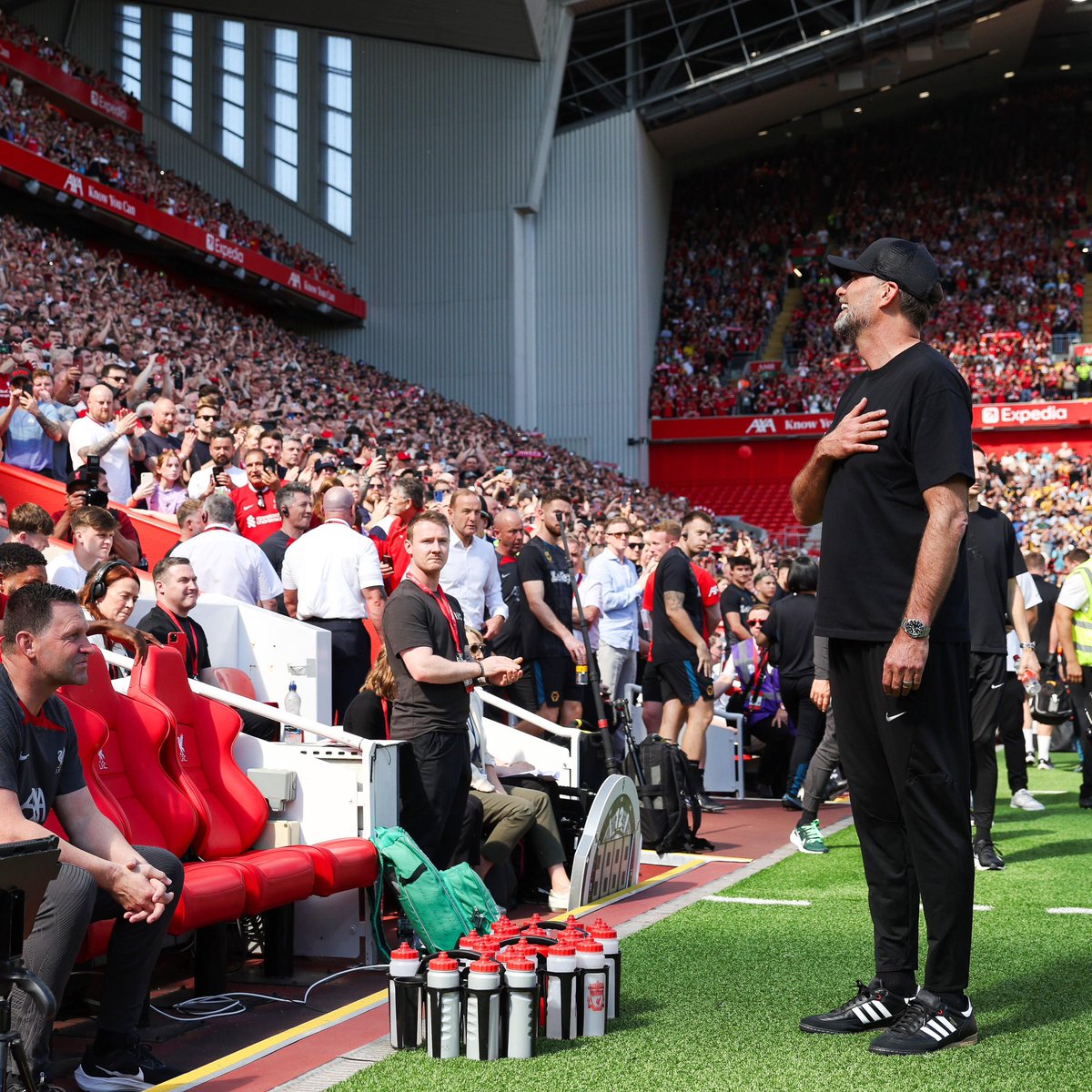 Jurgen Klopp leaves Liverpool after legendary era with 8 titles! ❤️👋🏻 🏆 Premier League 2020 🏆 Champions League 2019 🏆 Club’s World Cup 2019 🏆 UEFA Super Cup 2019 🏆 FA Cup 2022 🏆 Community Shield 2022 🏆🏆 Carabao Cup 2022, 2024 𝐋𝐄𝐆𝐄𝐍𝐃. 👑