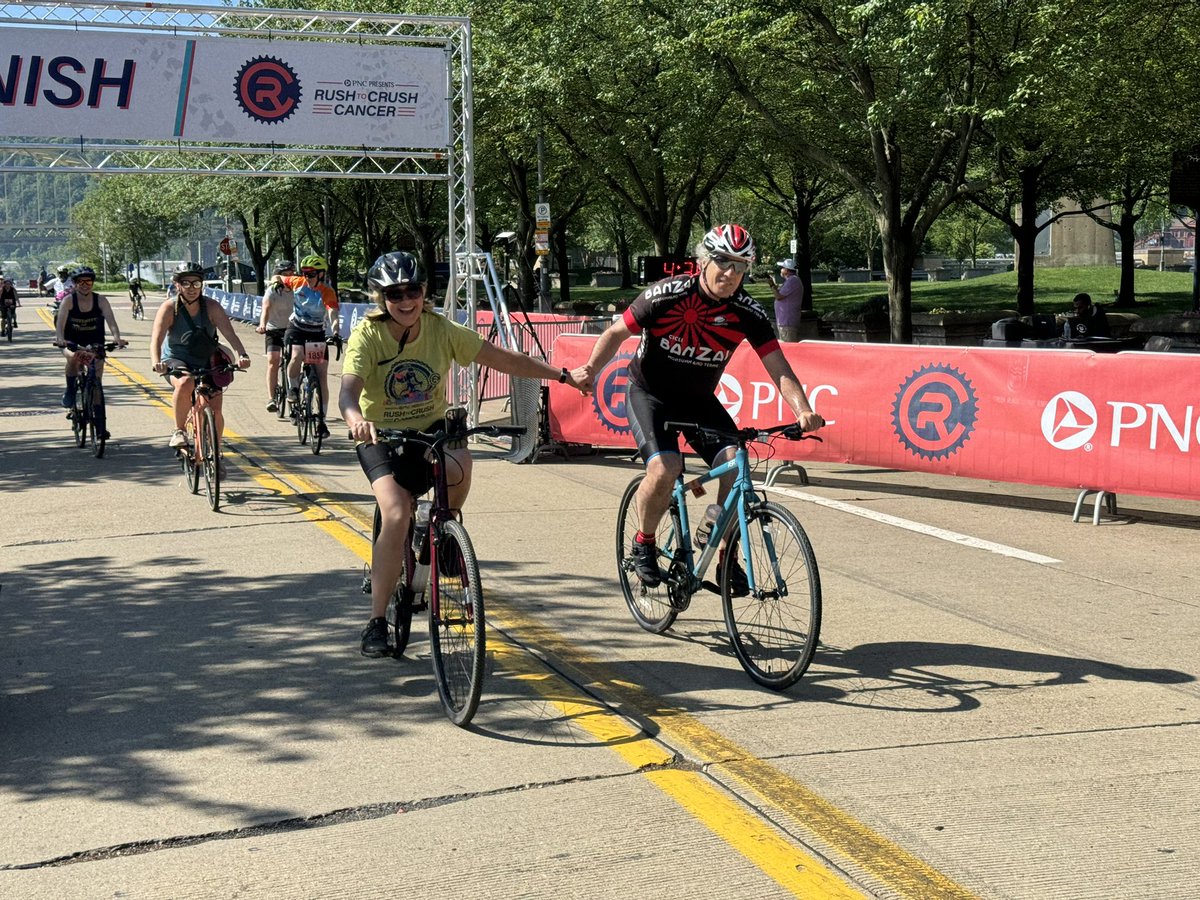 From start to finish-thank you to our riders who supported our cancer research in today’s @R2C_Cancer. Great turnout! Great Fun! See you next year! @UPMCnews @PittHealthSci