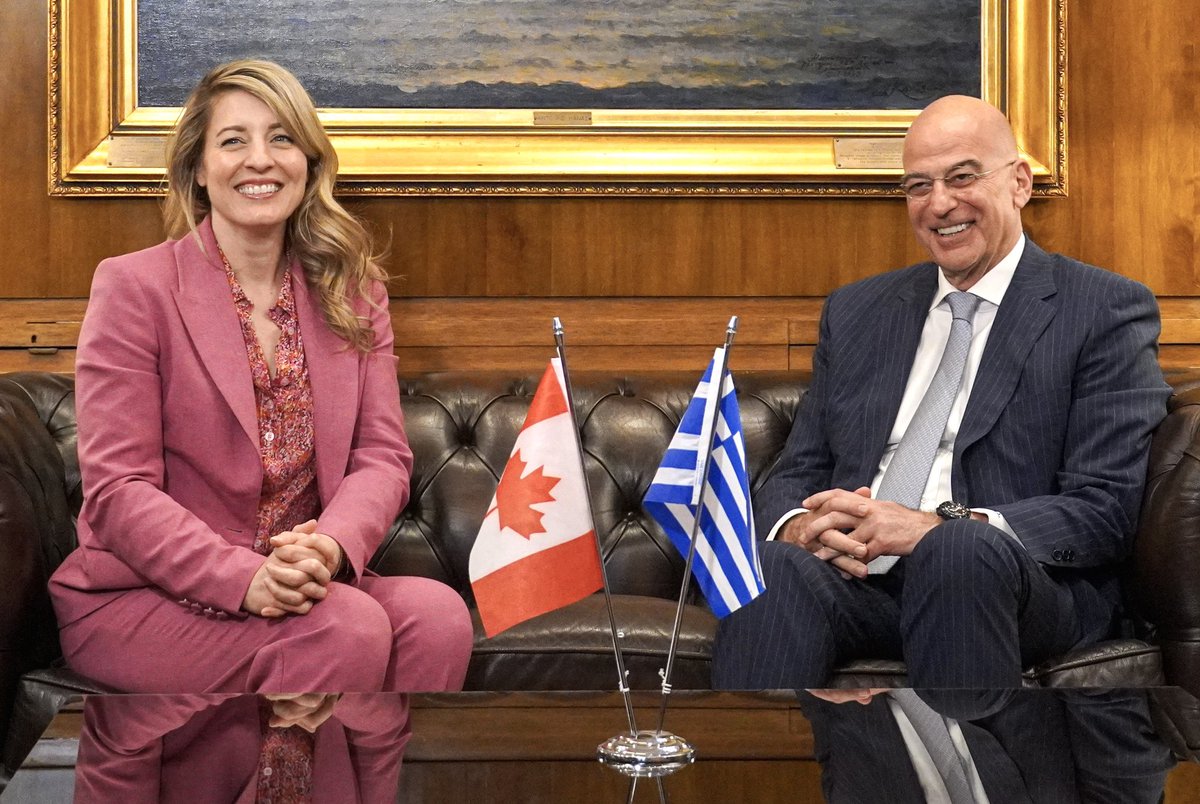 While in Athens, Minister Joly met with the Minister of National Defence of Greece @NikosDendias. They exchanged views on the current regional and global security environment, including in Ukraine and in the Middle East.