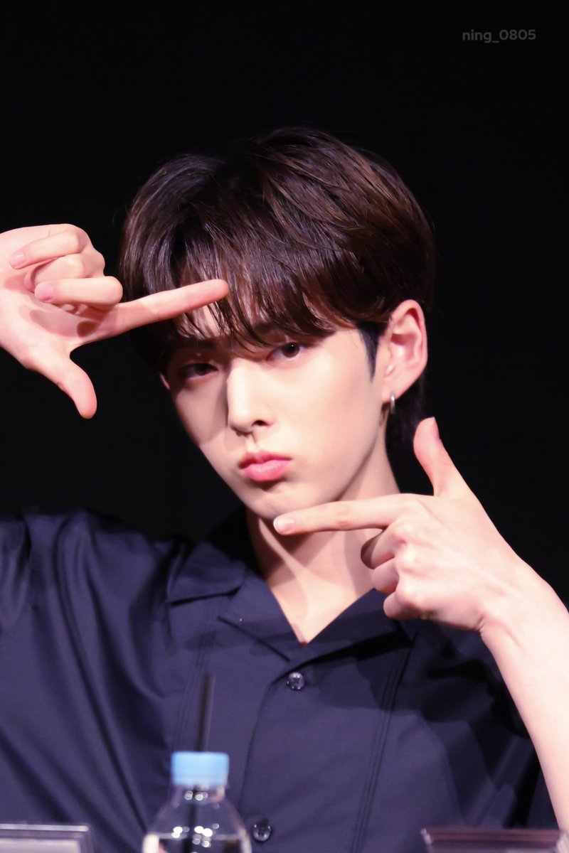 ning_0805's tweet photo. 240519 jumpup 

#LUN8 #루네이트 #TAKUMA 
#タクマ #타쿠마 https://t.co/U266f6Litk