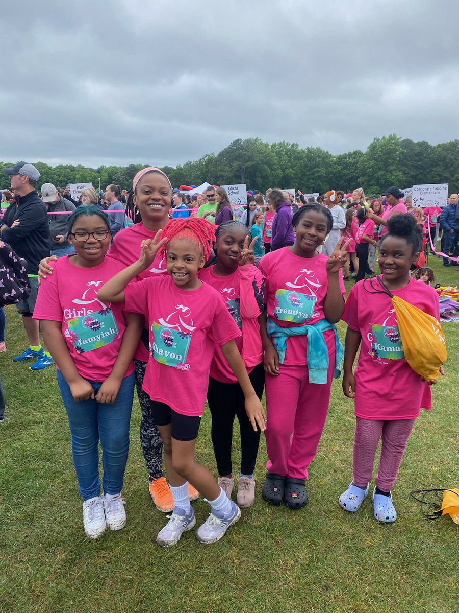 Shoutout to our 2023-24 participants in Girls on the Run! Shown here with Coach Mangum-Hall! Great job ladies!!! Coaches: Ms. Mangum-Hall and Ms. Gammage @PortsVASchools @ebracyPPS @SterlingWhite59