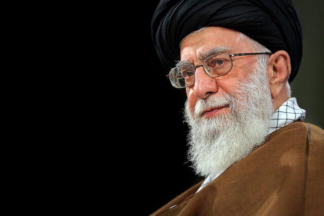 ⚡️BREAKING In a message to the nation, Ayatollah Khamenei asked Iranians not to worry, there will be no disruption to the government's work