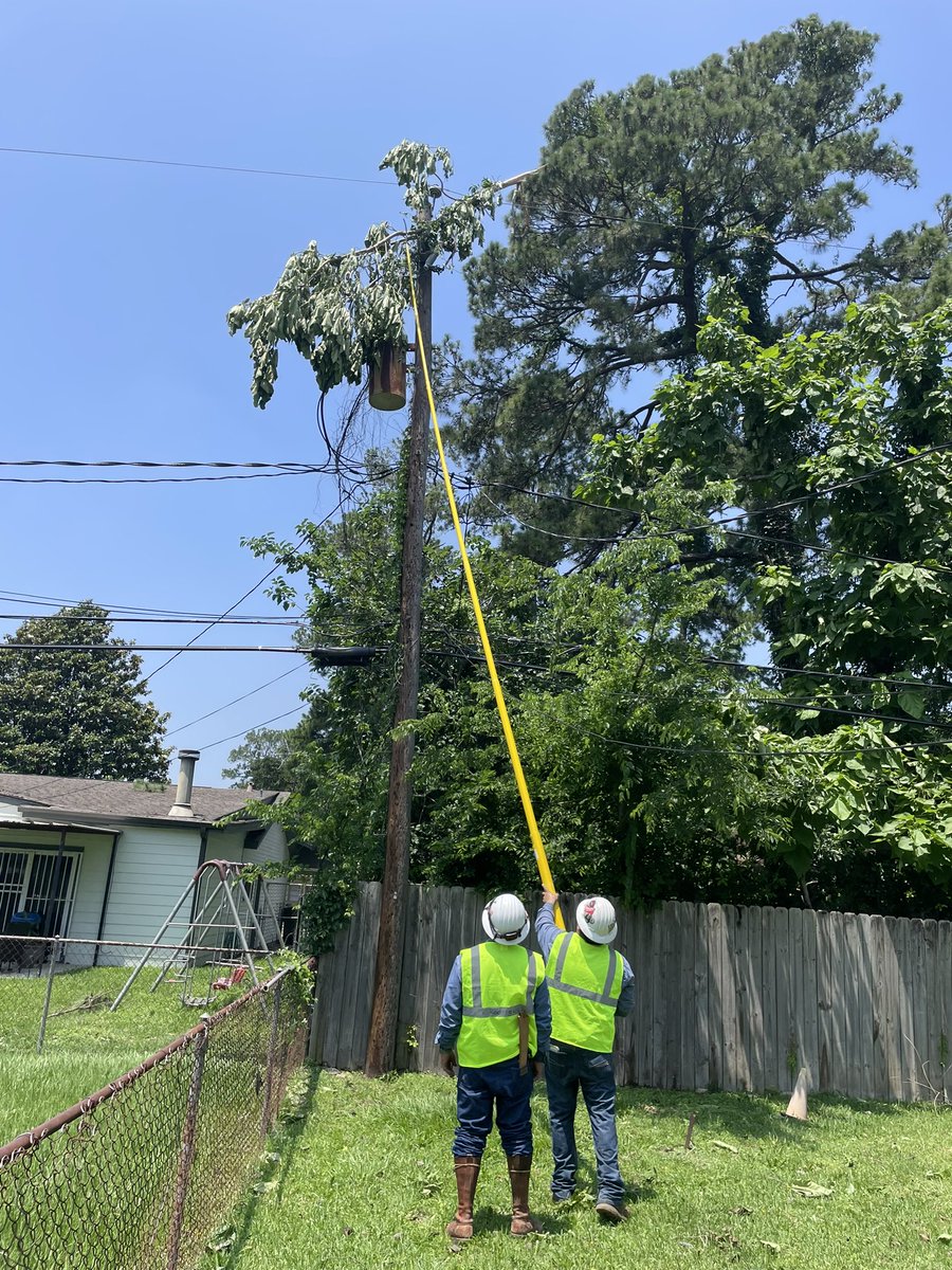 From <a href="/HoustonTX/">City of Houston</a>. 🧡💙

On the first day of assisting with restoration efforts, our crews picked up 50+ spans of downed power lines. This amount of destruction across the #Houston community left by recent storms is why #TexansHelpingTexans is much needed. #TexasStrong