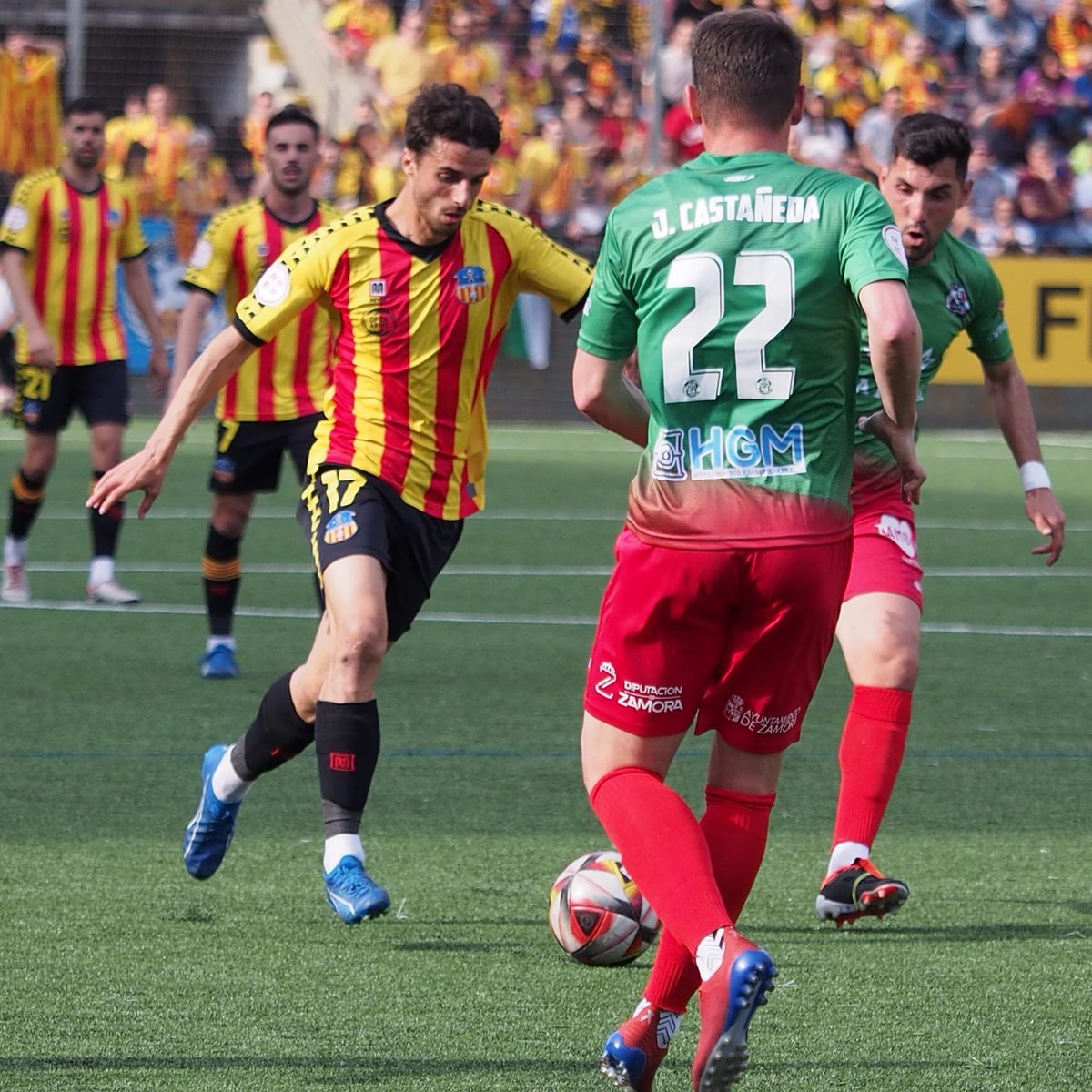 🙌🏼 Seguimos con la vuelta de las semifinales 𝐩𝐥𝐚𝐲𝐨𝐟𝐟𝐬 𝐝𝐞 𝐚𝐬𝐜𝐞𝐧𝐬𝐨 a #PrimeraFederación 🔛 @zamoracf - @uesantandreu (Ida: 2-0) 🔢 @Yeclano_dptvo 0-0 @LleidaEsp ℹ️ rfef.es/es/noticias/tr… #SegundaFederación