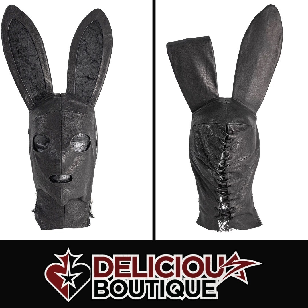 Be the baddest little bunny at tonight's @officialbunnymen show at @franklinmusichall 🐰The Bad Bunny Leather Lace Up Mask by #jungletribe⁣
.⁣
.⁣
.⁣
.⁣
.⁣
.⁣
#deliciousboutique #jungletribela #echoandthebunnymen#undergroundfashion #avantgardefashi… instagr.am/p/C7KIznvPUZo/