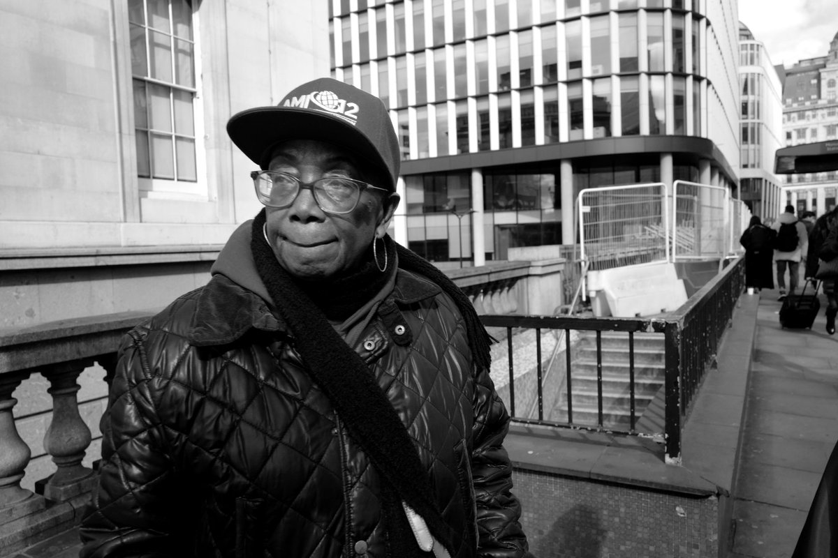 Mmmmm thinking #streetphotographer #streetphotography #streetstyle #photographicart #bw #photo #bnw #candid #city #LONDON #moody #blackandwhite #people