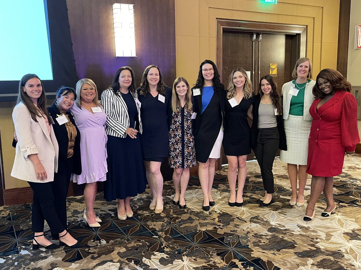 This terrific group of #womeninlaw attended @MoLawyersMedia’s Women’s Justice Awards, where our own @christinabmoore was honored with the 2024 Mentor Award. 🥇 Congratulations, Christina! #TeamHB couldn’t be prouder.