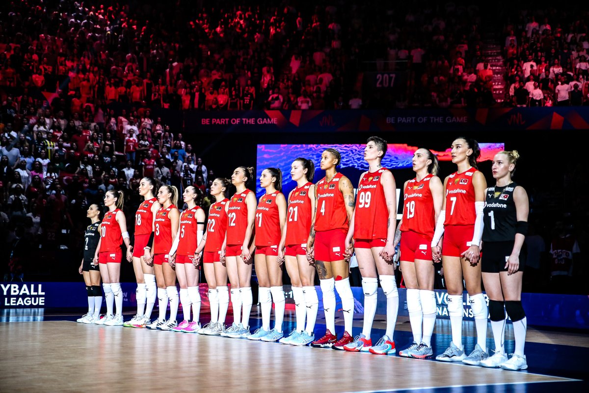 ⚡️ Fransa karşısında ikinci seti 25-16 rahat kazandık

#FileninSultanları #VNL2024