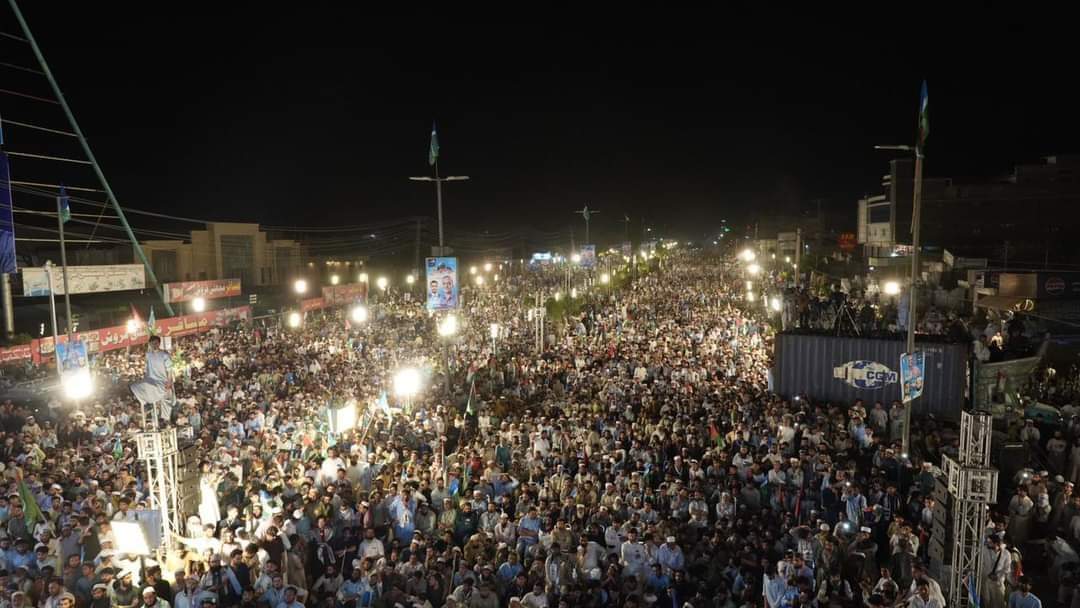 امیر جماعت اسلامی پاکستان حافظ نعیم الرحمن  پشاور میں تاریخی غزہ ملین مارچ سے خطاب کر رہے ہیں
@NaeemRehmanEngr
#غزہ_ملین_مارچ_پشاور