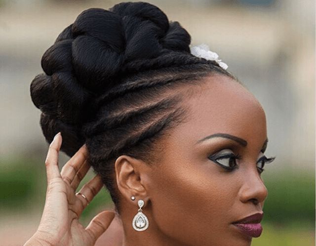 Simply Beautiful Hair Styles For Weddings inveiglemagazine.com/2018/07/simply… #wedding #hairstyle #hair