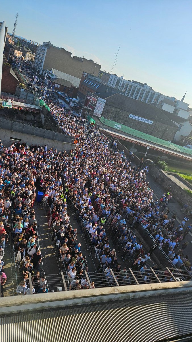 @sinead_ryan tweet media