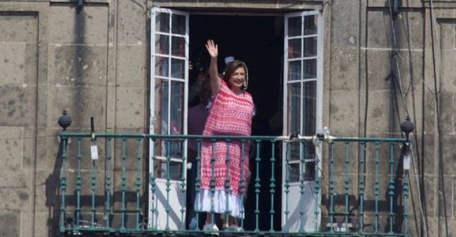 El Próximo saludo de ⁦@XochitlGalvez⁩ en el Zócalo será desde Palacio Nacional ! Vamos a Ganar !