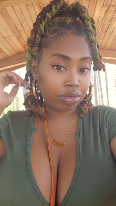 I think she's purrty... https://t.co/gfKdvb4mKq