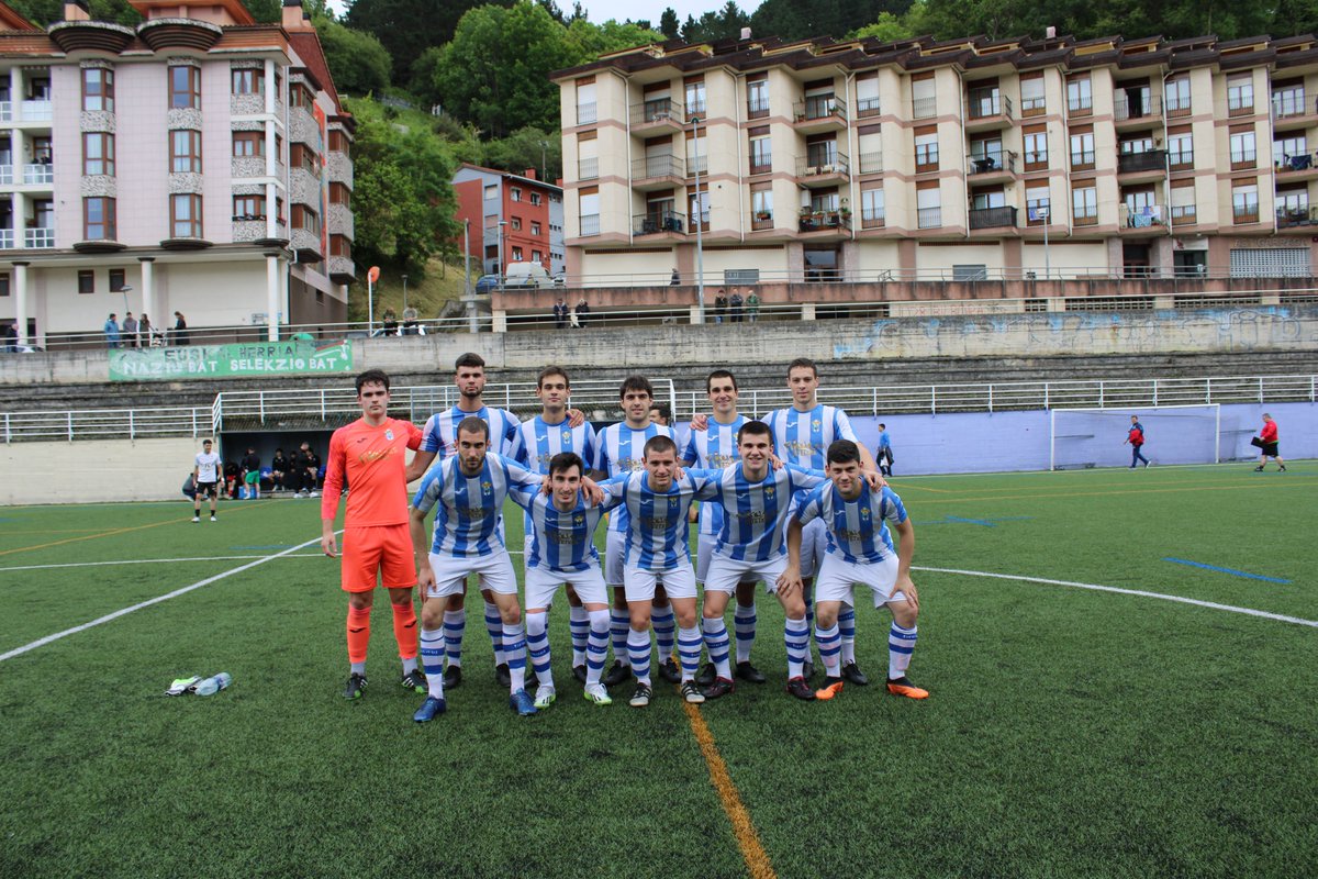 leartigol's tweet photo. MUTRIKU F.T. 1:0 Real Union Roca
#LEARTIGOL
#FutbolaHerritikEtaHerriarentzat https://t.co/hBZfMj83Xe