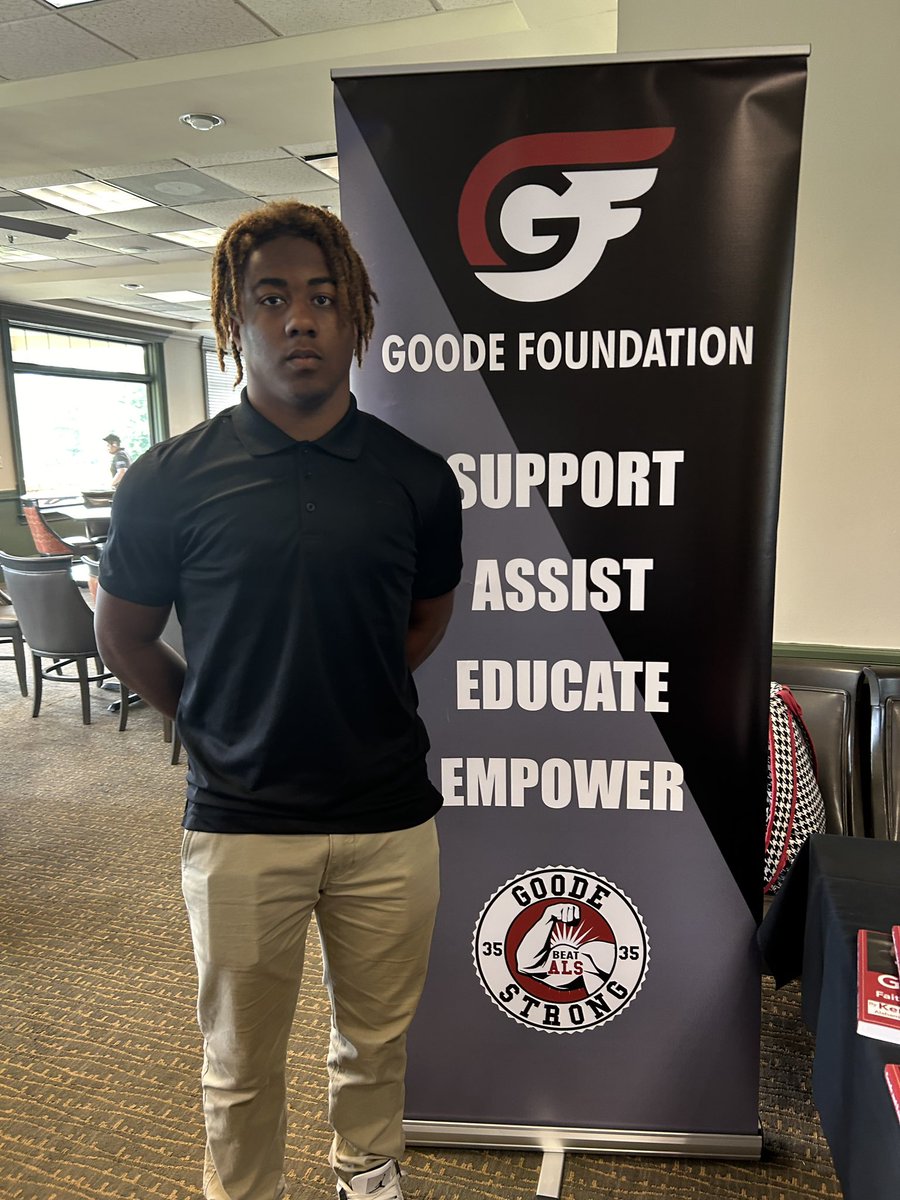 Thankful for the opportunity to spend time with University of Alabama legend Kerry Goode of the Goode Foundation at Canongate Golf Club. Inspired by greatness. @DutchtownFB1 @TOTAL_ATHLETE @TEwracademy @TjHeath34 #GoodeStrong #EndALS
