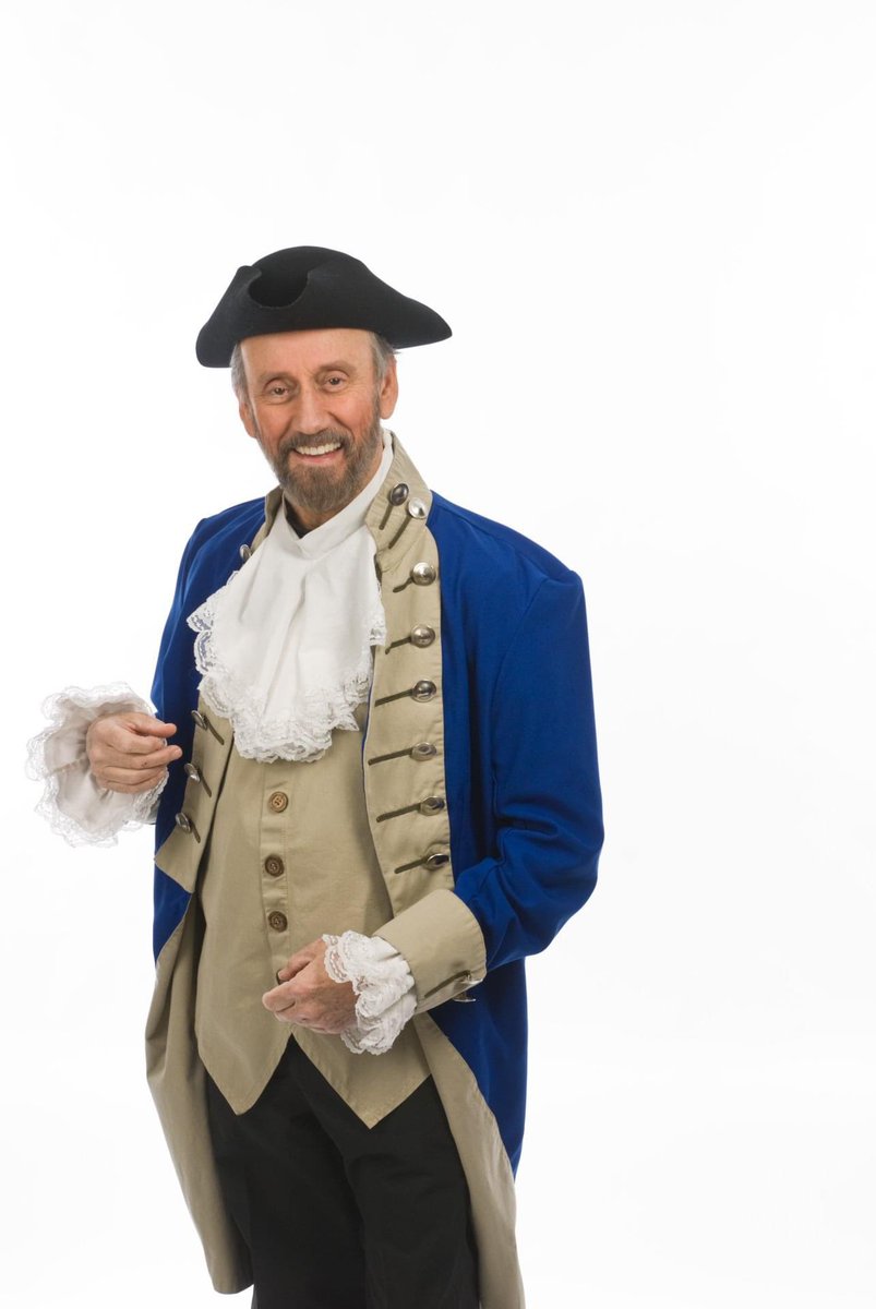 #SillySunday Here's Ray having a laugh during a 2010 photoshoot while wearing a navy blue American Revolution costume!

#havealaugh #americanrevolution #costume #photoshoot