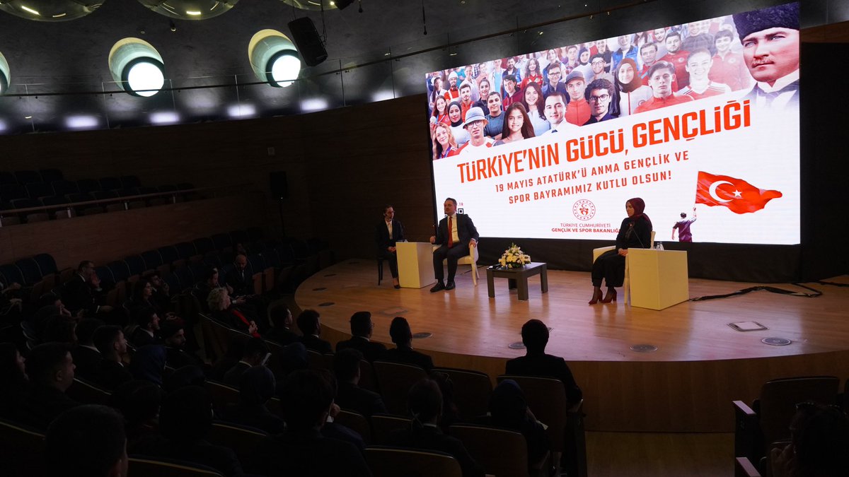 Milli Mücadele Yolu Tamamlandı. 🇹🇷 Temsilci Gençlerin Son Durağı Ankara📍 #TürkiyeninGücüGençliği