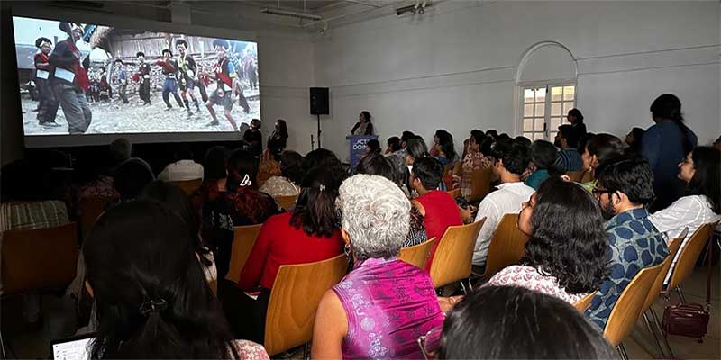 Woman #WildlifePhotographer from #Arunachal Speaks at “The Act of Doing – Trans-disciplinary Conversations on Pedagogies of Knowledge Making” .  @Chajolowang1 
#ChajoLowang
arunachal24.in/?p=82094