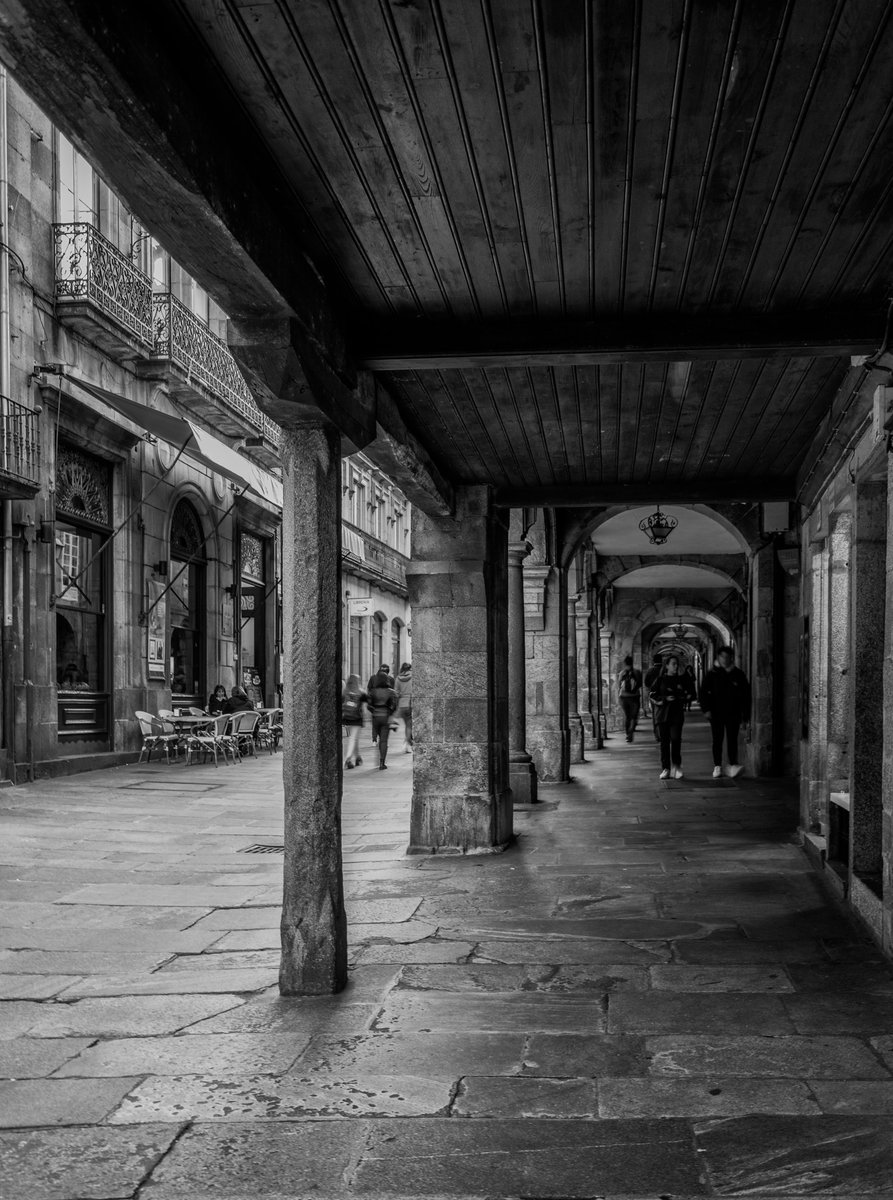 #originalphoto #photography #nikonphotography #urbanphotography #streetphoto #Compostela #blackandwhitephotography #monochromephoto #Blackandwhitephoto #Blackandwhite