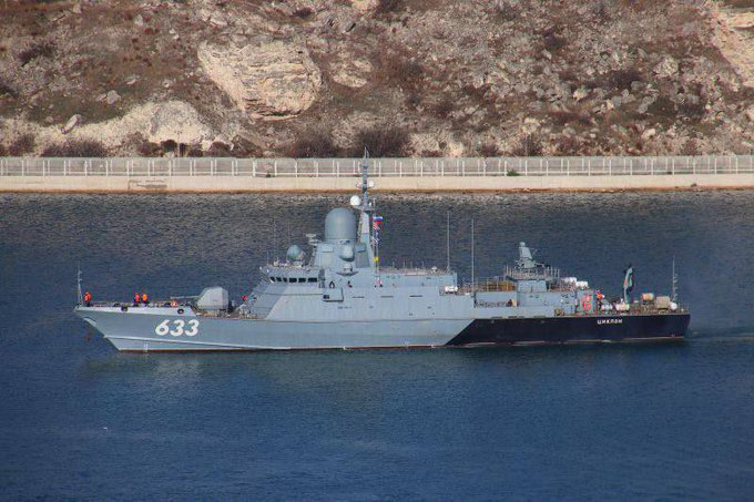 Ukrayna, Rus Karadeniz donanmasındaki küçük füze gemisi “Cyclone”u 2 ATACMS füzesi ile vurdu...