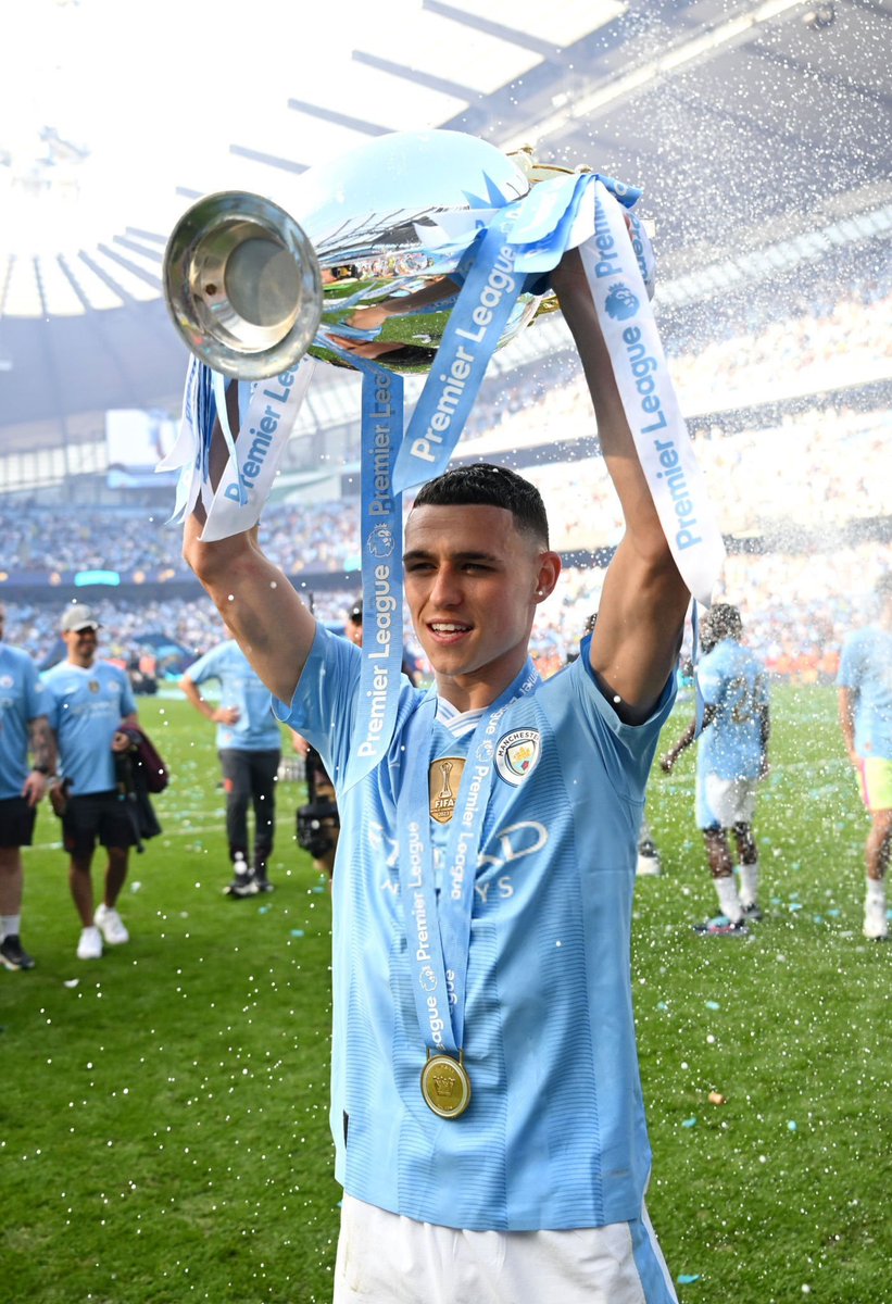 PLAYER OF THE SEASON. @PhilFoden