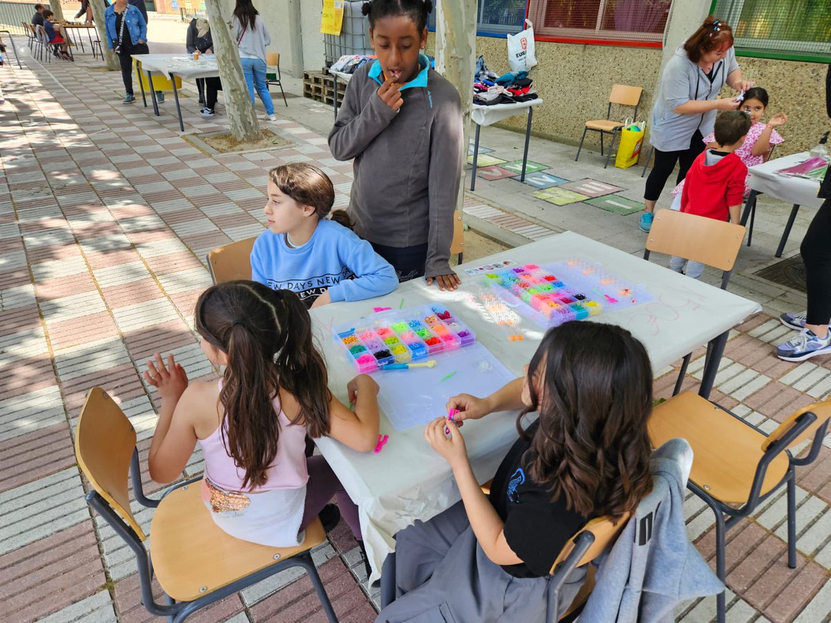 Gran día lleno de deporte y actividades en la II Fiesta de la FAmilia y Deporte! Gracias a todos los que os habéis acercado y participado y a todos los colaboradores! Gracias a nuestros amigos de <a href="/DanceAlcorcon/">DanceFactoryAlcorcon</a> por unirse a nuestro evento!