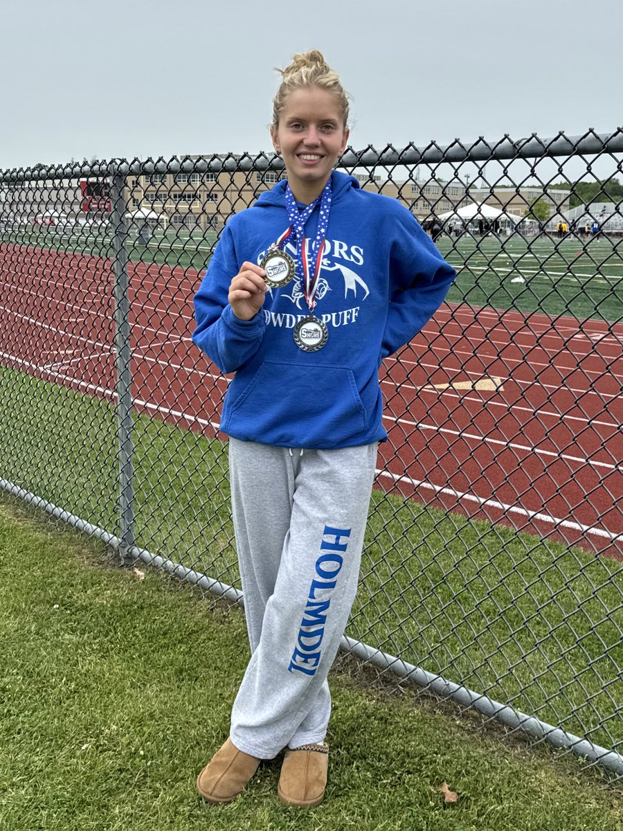 HHSCoachCole's tweet photo. @HolmdelHornets Congrats to our two Shore Conference Champions!! Alexa DiNardo (LJ) and Brielle McClarnon (3200m)!
@HolmdelHornets @njmilesplit @HSSportsNJ @APPSportsDesk @HolmdelHS https://t.co/BivoEpKhPv