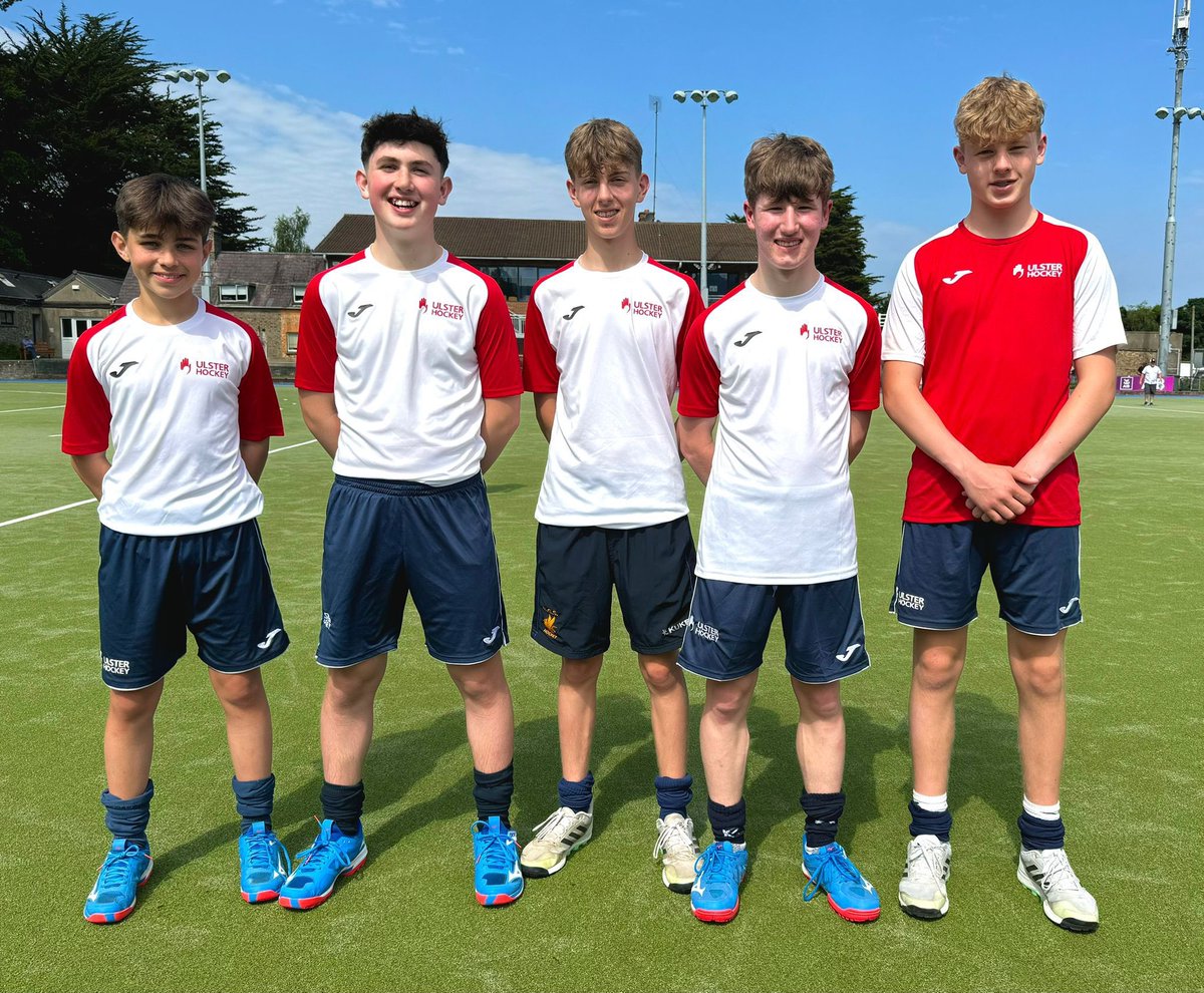 Well done to the five Bangor boys representing Ulster U15s today at the Three Rock Rovers festival..

🟡🔵🟡🔵