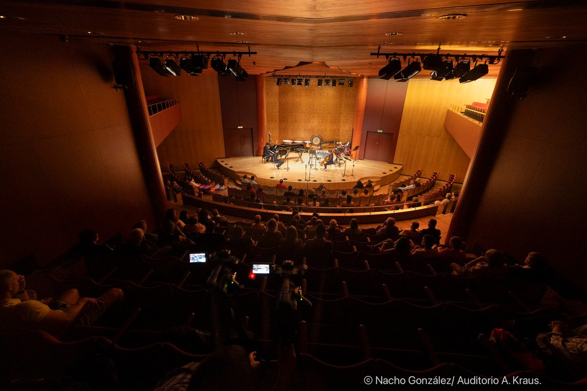 ninodiro's tweet image. Maravilloso día, con buena música y buena compañía!!!
¿Qué más se puede pedir?