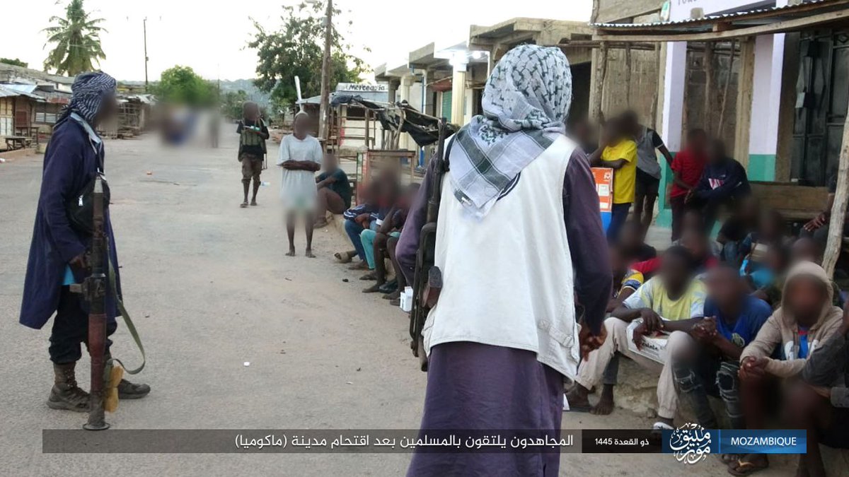 #IslamicState Central Command has now Published an #Official Photoset of the Complex #Attack on #Macomia, #CaboDelgado, #Maozambique
Read more: trackingterrorism.org/chatter/islami…